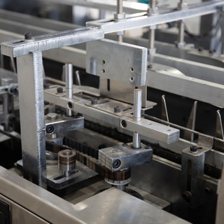 Aluminum Foil Competitive Price Carton Making Machine